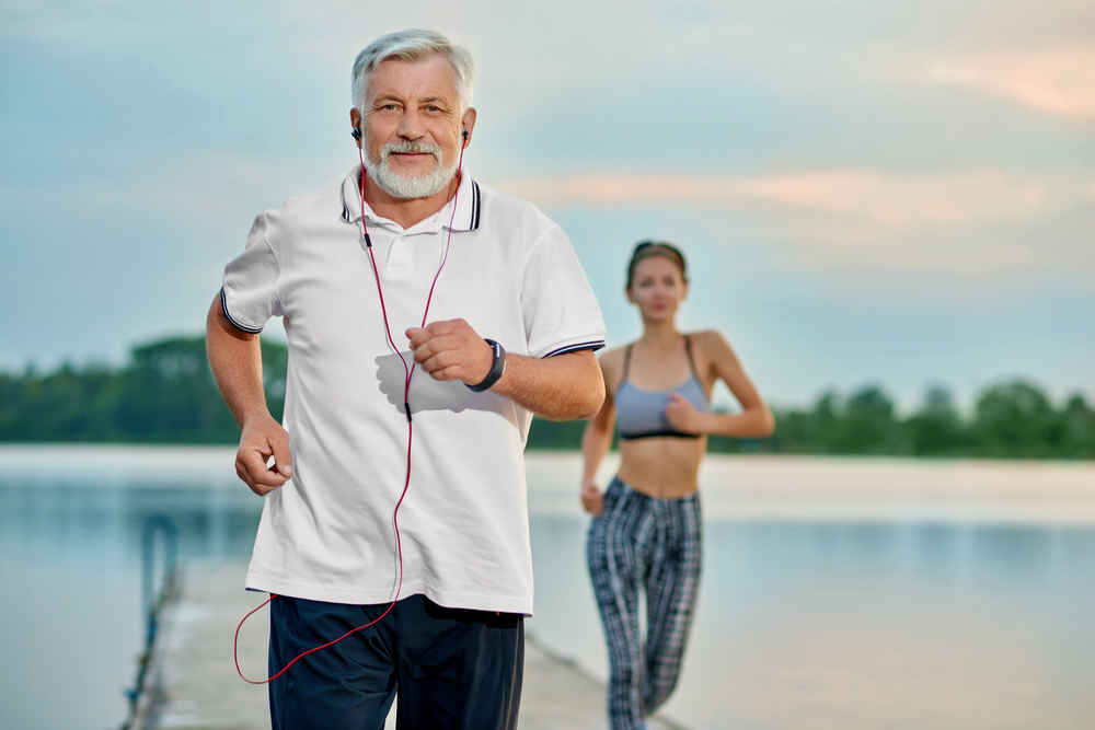 Couple jogging,

How to Achieve 150 Minutes of Activity

